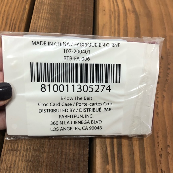 NWT B-Low the Belt red croc card case wallet - Picture 6 of 6